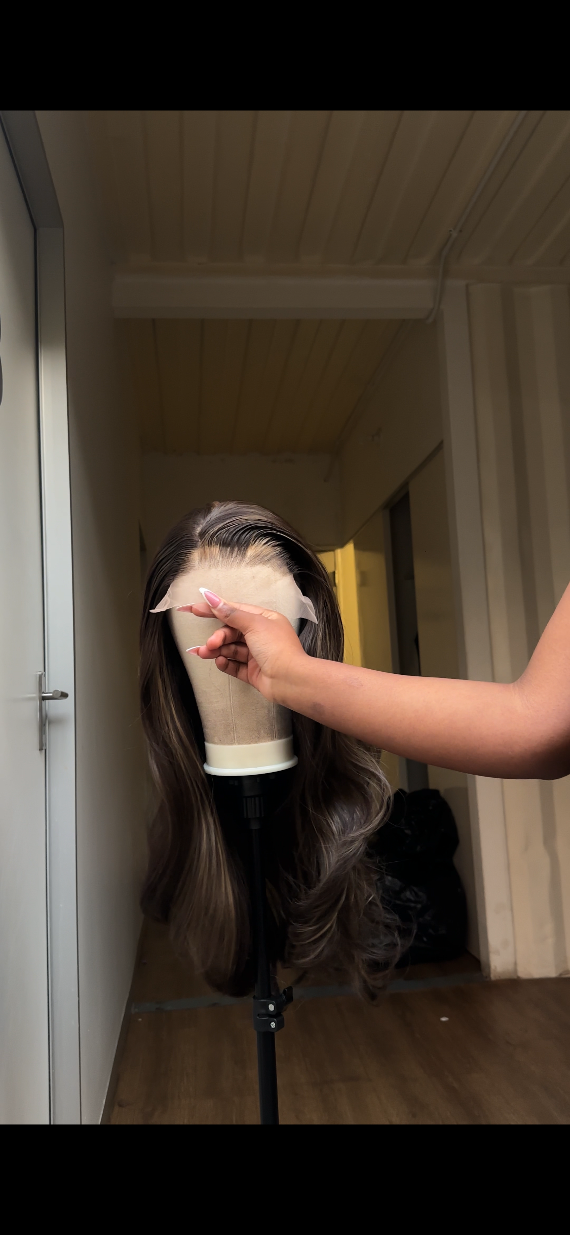 Glueless Honey Swirl loose curl