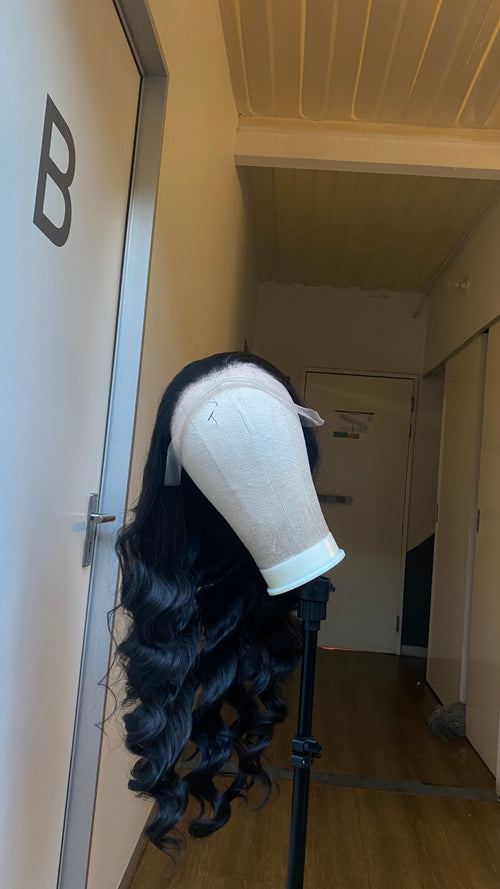 Black bodywave