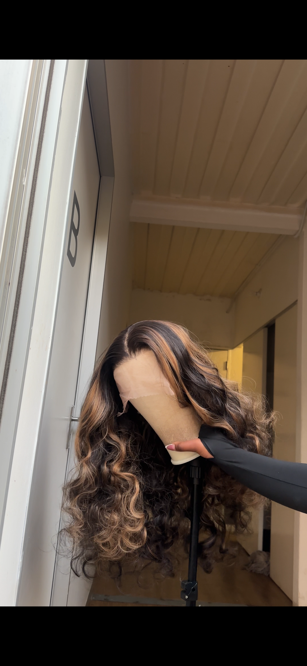 Honey Swirl Piano Curls