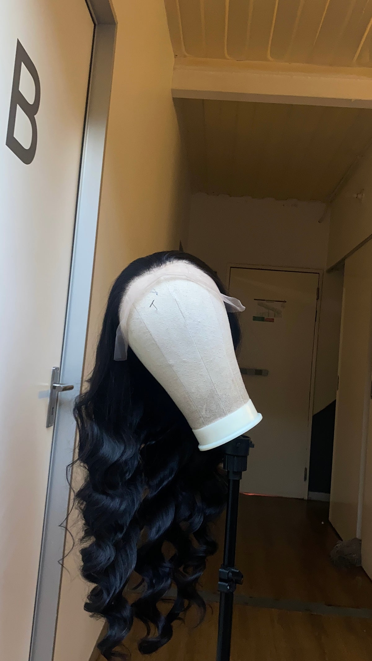 Black bodywave
